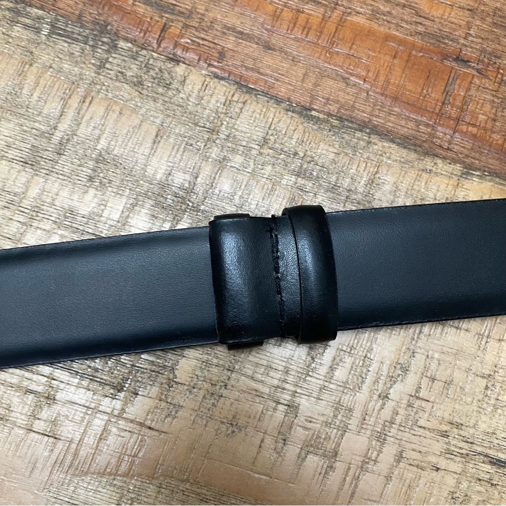 Chico's  women’s Leather Black Pebbled Silver Tone Adjustable Belt S/M - Picture 3 of 12